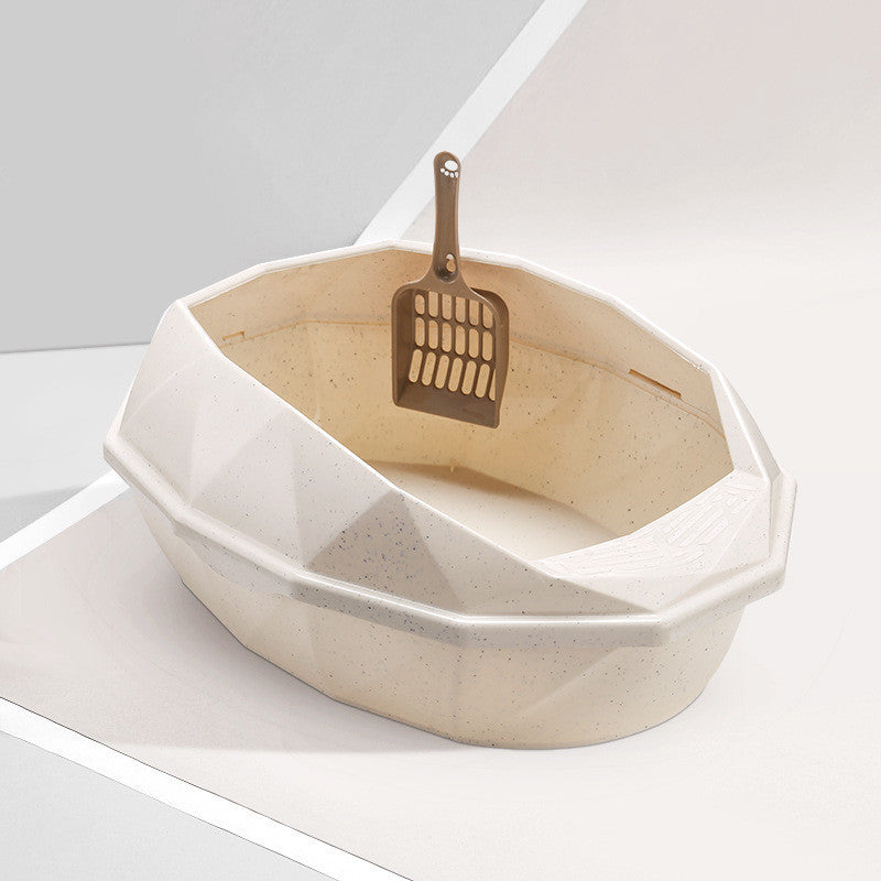 Halbgeschlossene Katzentoilette mit Spritzschutz im Diamant-Design