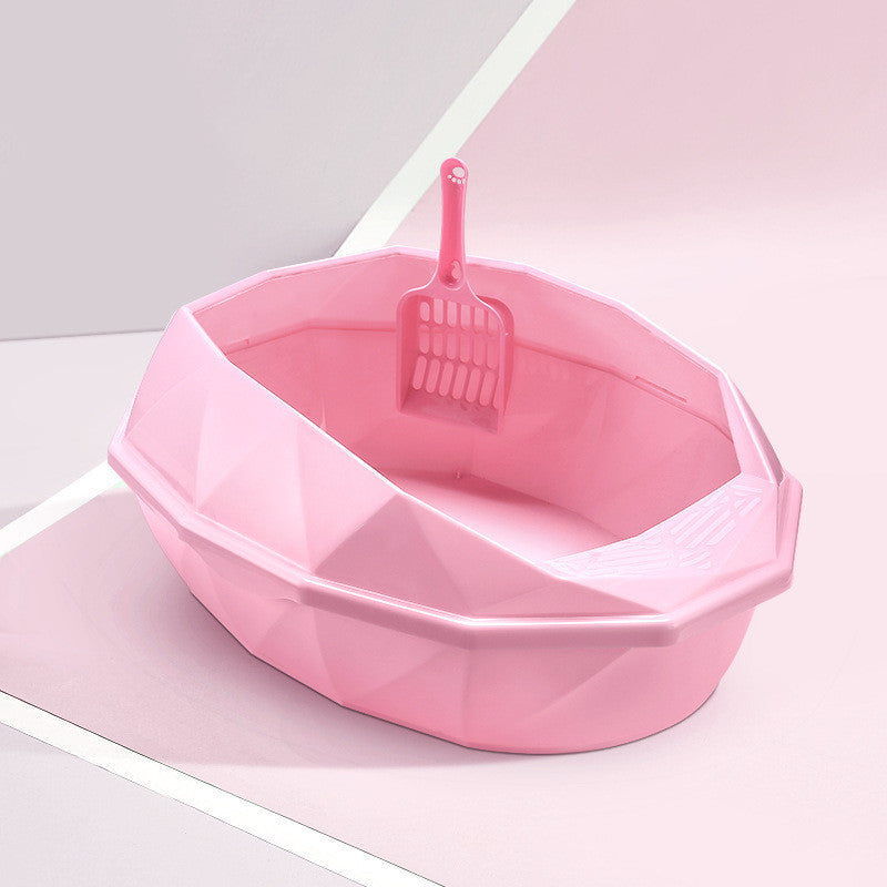 Halbgeschlossene Katzentoilette mit Spritzschutz im Diamant-Design
